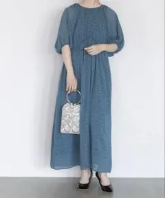 新品タグ付き ROSSO ジャガードギャザーパフドレスのサムネイル