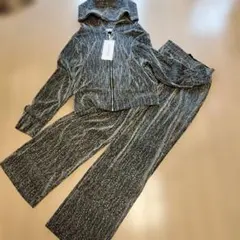 新品未使用　NIYALMISS ラメ入りセットアップ パーティ　女子会　お水