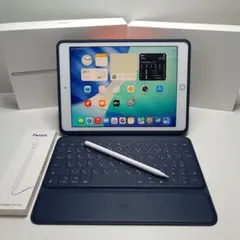 iPad 第8世代 128GB、タッチペン、キーボードとケースセット