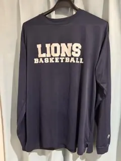 日本体育大学 バスケットボール部ロングTシャツ（L）英字ロゴ LIONS 黒 日本体育大学 LIONS バスケットボール ロングTシャツ - メルカリ