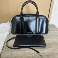 CHARLES & KEITH ブラックハンドバッグとポーチセット