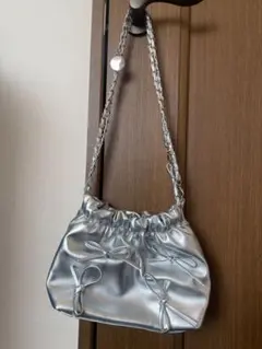 値下げ　リボンチェーンショルダーバッグ