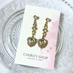 【ハンドメイド】キラキラハートのゴールドピアス　イヤリング