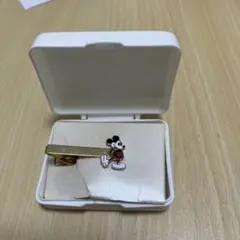 Item thumbnail for item 77a11b8d-c995-4a32-b7dd-53a6f1a62bcb