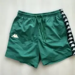 ショートパンツのサムネイル