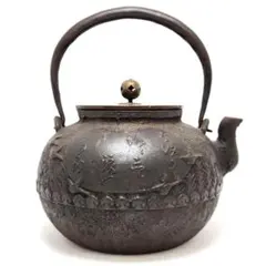 2486 龍文堂　鉄瓶　時代物 2486 龍文堂 鉄瓶 時代物 - メルカリ
