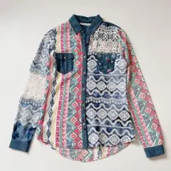 デシグアル 希少デザイン 総柄 刺繍 レース 切替 デニムシャツ XSのサムネイル