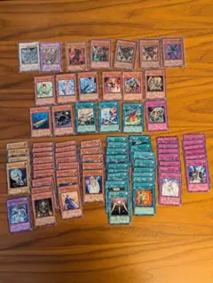 遊戯王カード　77枚まとめ売り