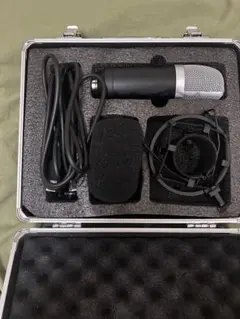美品・音出し確認済】YAMAHA MZ205be ダイナミックマイク ケース付