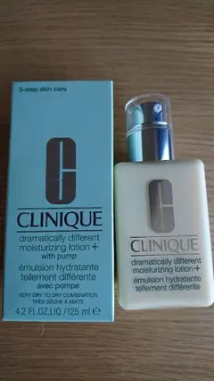 CLINIQUE ドラマティカリー ディファレント モイスチャライジング