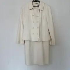 アイボリー ダブルボタン ワンピーススーツ