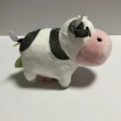 牧場物語 ボールチェーン付き ウシさんなかよしぬいぐるみ 2種 - メルカリ