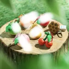 【即日発送可能】どうぶつの森 フルーツ キーホルダー　あつ森　ハチの巣　チェリー