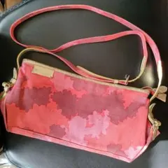 Item thumbnail for item 7430bbbe-84da-45c0-8f1d-fca5adcbd0ff