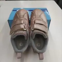 ASICS ピンク スニーカー 17センチ　最終値下げ