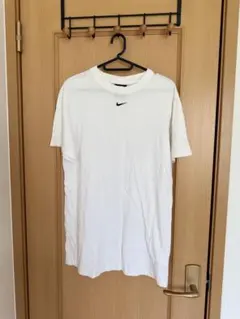 NIKE Tシャツ ホワイト 刺繍ロゴ Sサイズのサムネイル