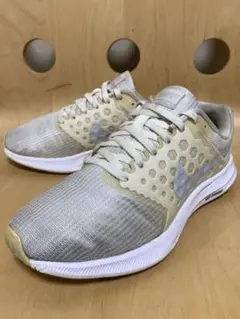 オススメ‼️Nike ダウンシフター7サイズ23.5送料込^_^