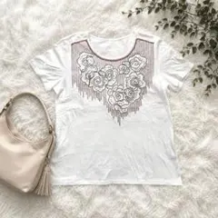 T【HIROKO BIS】半袖Tシャツ 11 白 花柄刺繍 ビーズ装飾 綿100のサムネイル