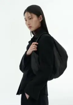 AMOMENTO パデッド ショルダーバッグ アモメント アモーメント AMOMENTO☆23FW SILKY PADDED BAG (AMOMENTO/ショルダーバッグ