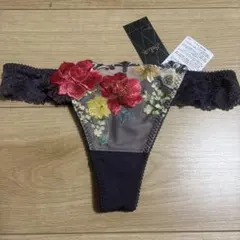 Item thumbnail for item b1ec5c62-87d7-49eb-86d7-8b013356231c