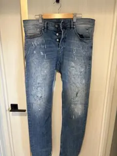 DIESEL / ダメージデニム / W32 L32 / Lサイズ相当
