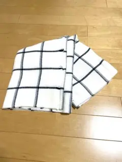 《美品》【GAP】 ホワイト ブラック チェック マフラー