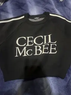 CECI Mc BEE クロップドセーター ブラック