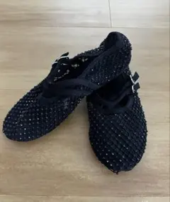 ZARA ビジュー付きフラットシューズ ブラック - メルカリ