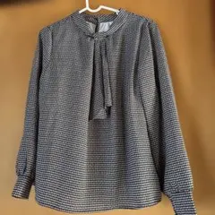 ANY SIS （オンワード）チェック柄リボン付き長袖ブラウス