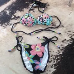 BEACH QUEEN フラワープリント セパレート水着 日本製のサムネイル