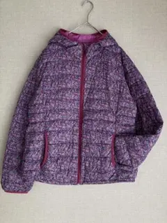 レディース　ダウン　パーカー付き　小花柄　コンパクト