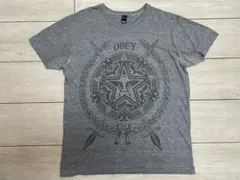 【古着】OBEY（オベイ）グラフィックプリント Tシャツのサムネイル