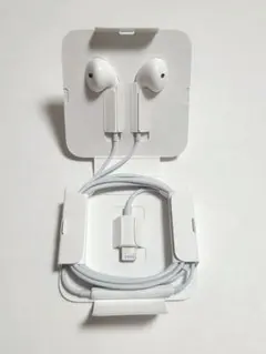 【新品未使用】Apple純正 EarPods Lightning 有線イヤホン