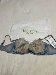 【新品】ブラデリス★75D★ブラジャーのサムネイル
