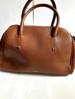 FURLA ブラウンレザーハンドバッグ