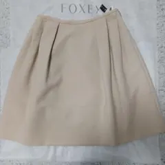 【ほぼ未使用・クリーニング済】　FOXY マカロンシック　スカート　サイズ38のサムネイル