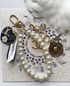 CHANEL _シャネル 2025限定_彗星チャーム ＆　スマホチャーム