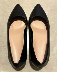 GUブラック ポインテッドトゥパンプス