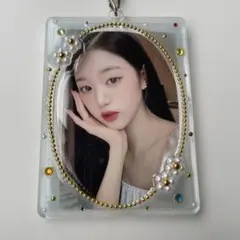 トレカキーホルダー　韓国　トレカ　レジン　デコ　硬質　ケース　トレカケース　花青