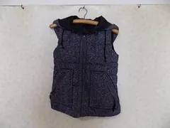 77807 プラステ　リバーシブル　ダウンベスト　黒Ｘグレー　S