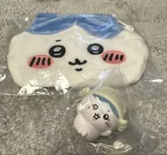ちいかわ　おかおポーチ　ミニソフビフィギュア　ハチワレ