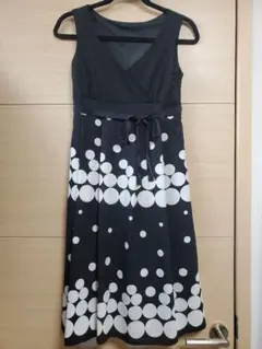 ノンスリーブワンピース　リボン付き