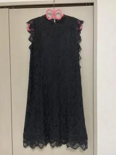 tocco総レース ノースリーブ 膝丈ワンピース