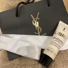 YSL LIBRE ハンドクリーム 30ml 袋　イヴ・サンローラン