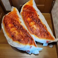 焼きたて！まんぷく餃子　BIG クッション　ぬいぐるみ 2個