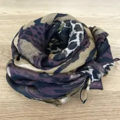 ユキコハナイ　アニマル柄　ゴールド　パープル　正方形　ショール　スカーフ