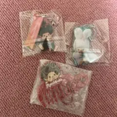モンチッチ　目印チャームとヘアコームチャーム