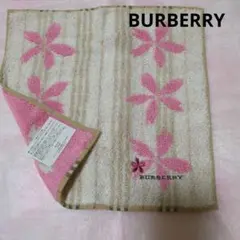 最終価格【新品】バーバリーBURBERRY タオルハンカチ　桜柄 花びら一輪刺繍