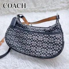 美品 COACH シグネチャー アクセサリーポーチ ハーフムーンバックのサムネイル