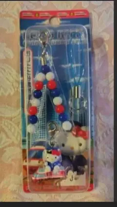 激レア　ハローキティ小田急電鉄限定ストラップ　ファスナー　アクセアリー
